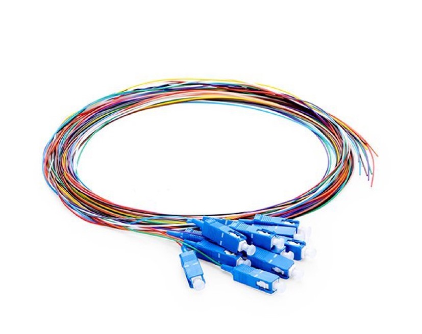 پیگتیل-سینگل-مد-12رنگ-SC-UPC-SM-SX-0.9mm-2M.jpg1